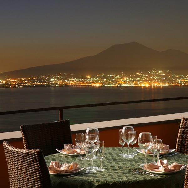 La Panoramica Hotel Кастелламмаре-ди-Стабия Ресторан фото